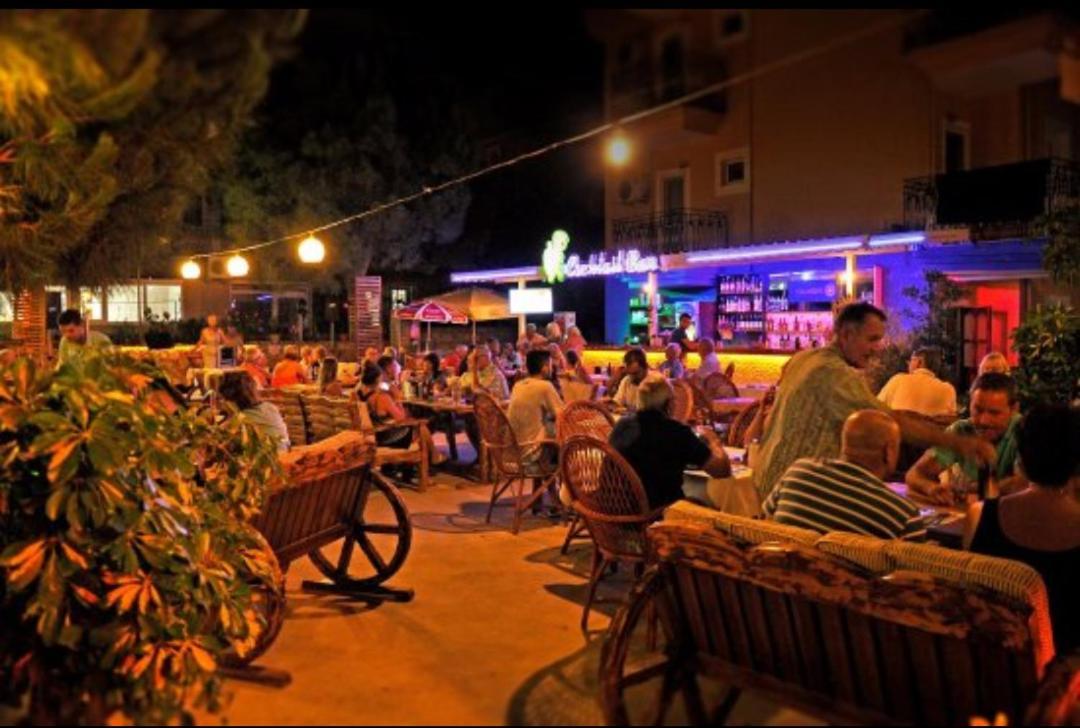 Turtle Apart Aparthotel Fethiye Ngoại thất bức ảnh